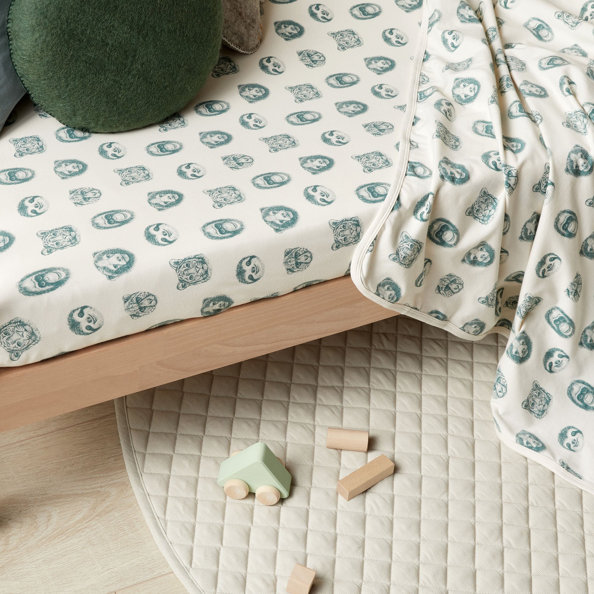 Hello Jungle Organic Cot Sheet