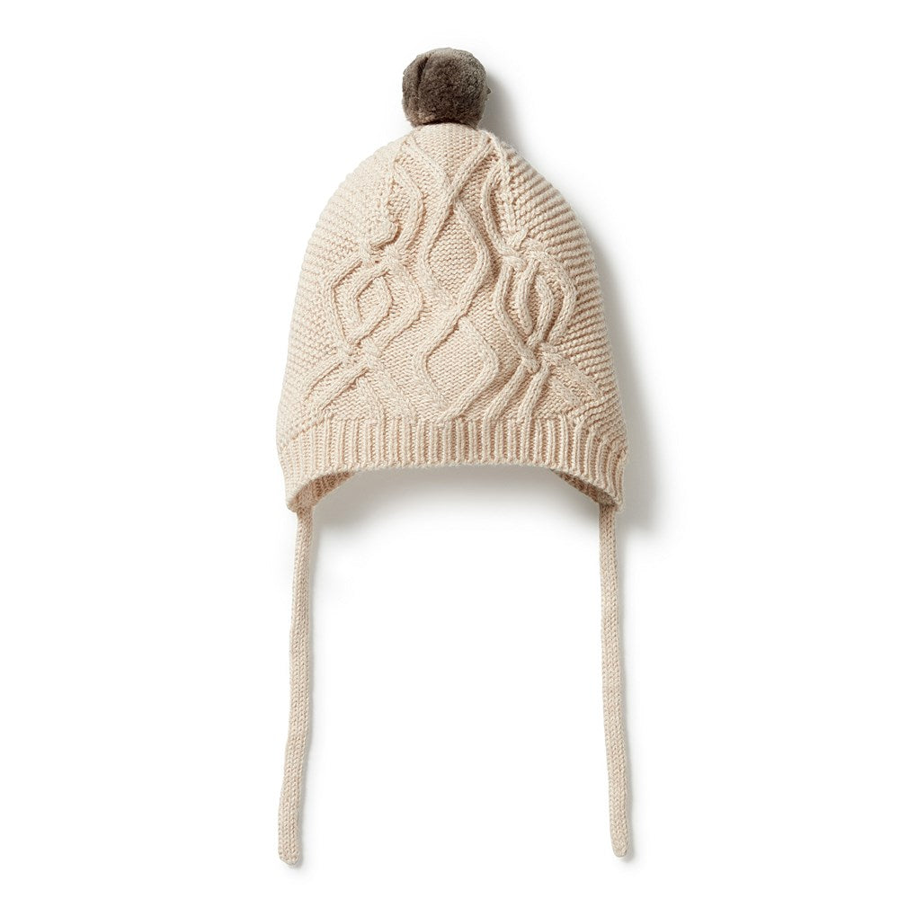 Knitted Cable Bonnet