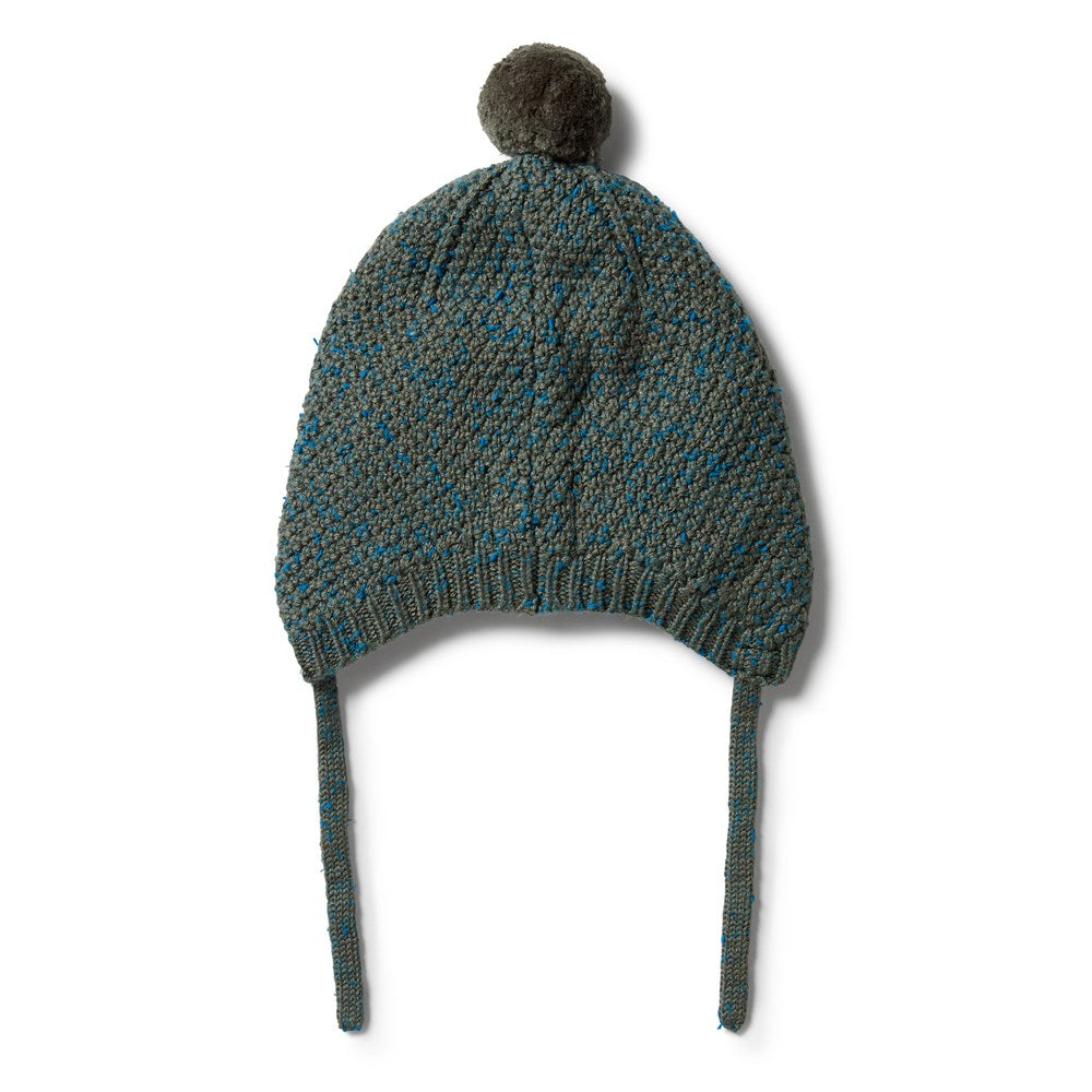 Knitted Cable Bonnet